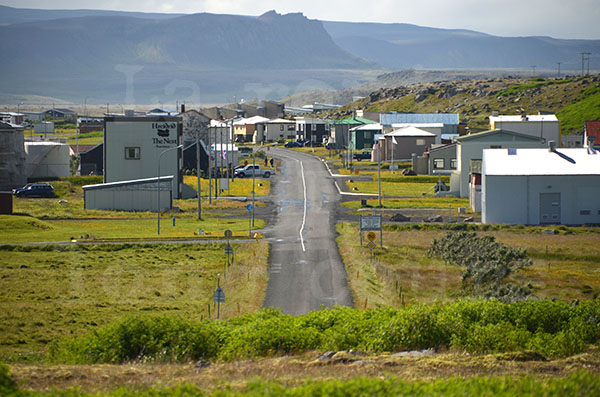 islande raufarhofn ville la plus au nord maisons rue principale