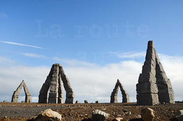 islande raufarhofn ville la plus au nord arctichenge arctic henge monument symbole symbolique mythologie nordique