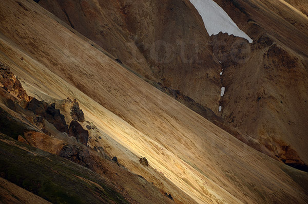 islande landmannalaugar montagnes couleurs