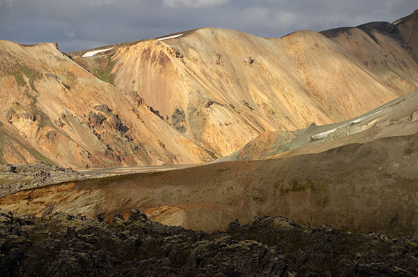 islande landmannalaugar montagnes couleurs