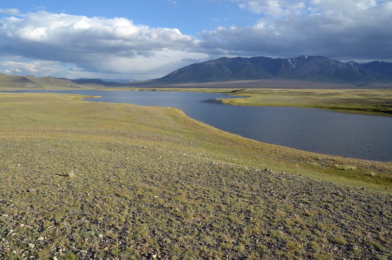 russie mongolie par la route montagne altai alta neige lac tang