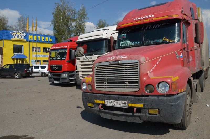 russie mongolie par la route transsibrienne M53 camions