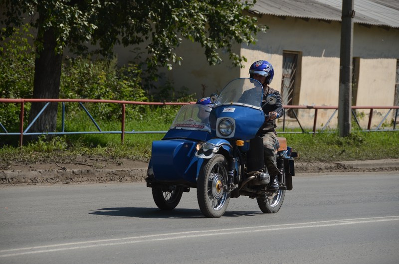 russie mongolie par la route irbit moto oural ural production usine